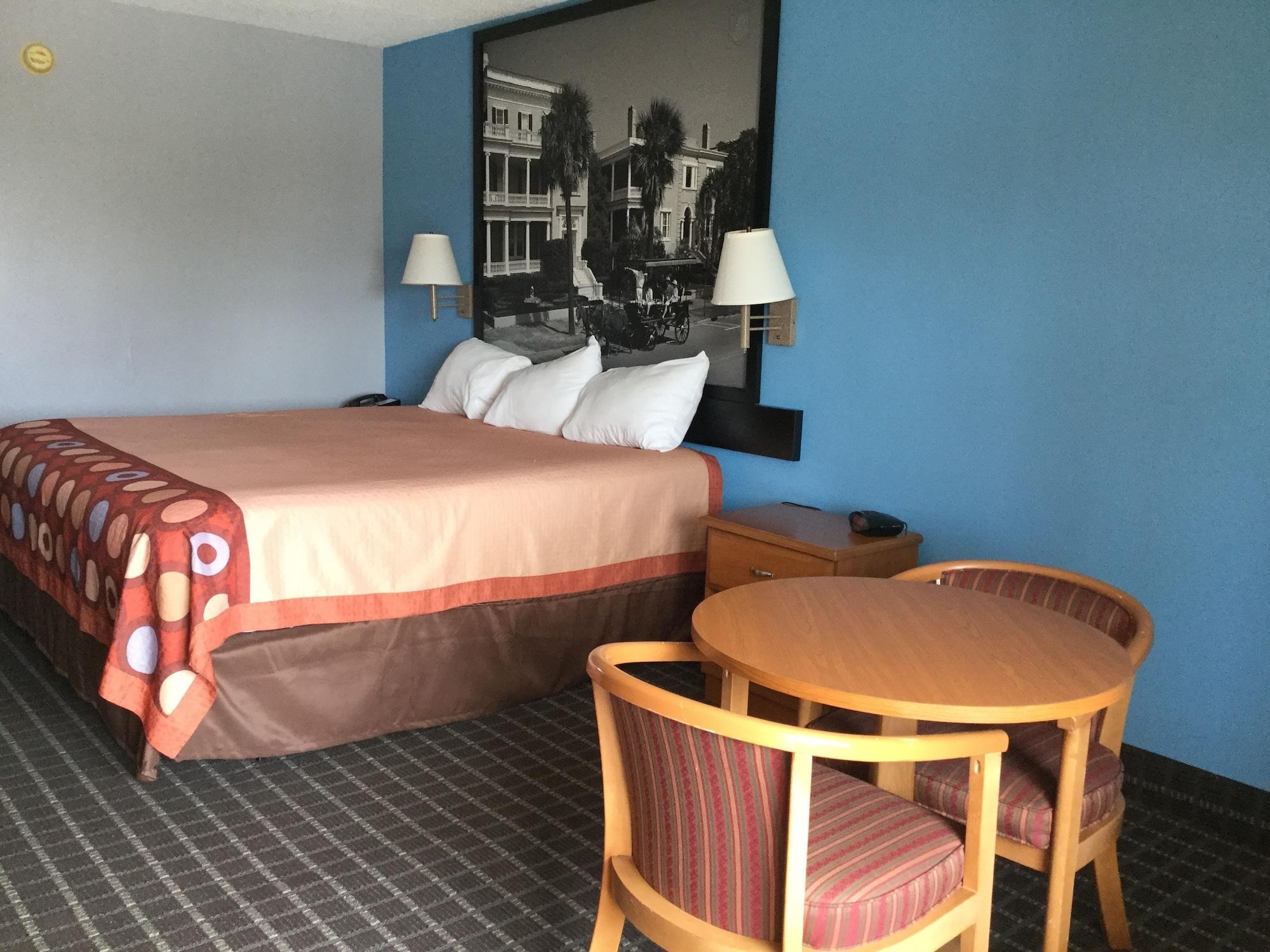 Super 8 By Wyndham Walterboro Hotel Exterior photo
